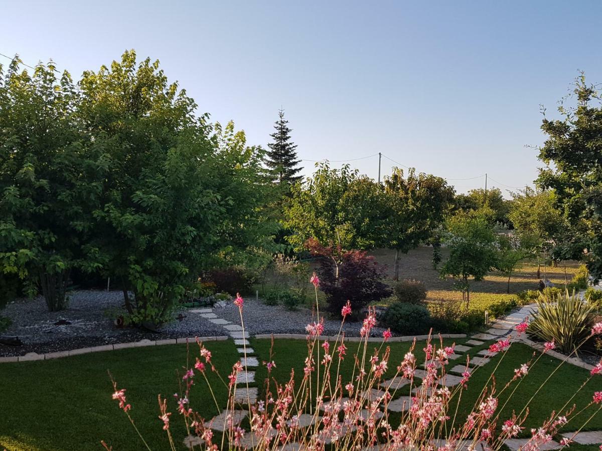 M&A Relax Villa Мартина Франка Екстериор снимка